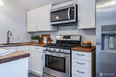 12406 2nd Place SW, Seattle, WA 98146 - Photo 12