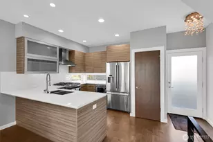 1525 19th Ave, Seattle, WA 98122 - Photo 10