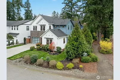 8784 NE Winslow Grove Ct, Bainbridge Island, WA 98110 - Photo 36