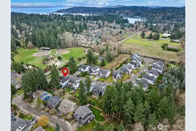 8784 NE Winslow Grove Ct, Bainbridge Island, WA 98110 - Photo 38