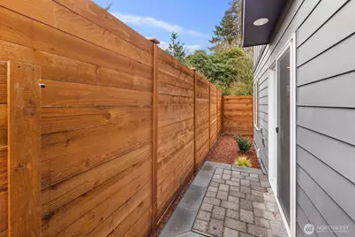 806 C S Rose Street, Seattle, WA 98108 - Photo 20