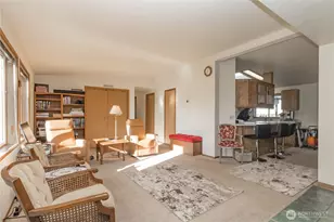 30961 E Lake Morton Dr SE, Kent, WA 98042 - Photo 28