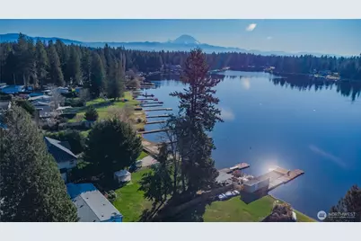 30961 E Lake Morton Drive SE, Kent, WA 98042 - Photo 2
