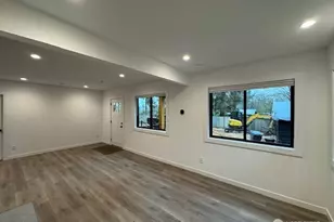 209 SW 132nd St, Burien, WA 98146 - Photo 8