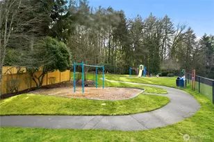 14402 SE 79th Dr, Newcastle, WA 98059 - Photo 38