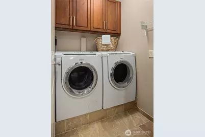 1185 Broadway E #5, Seattle, WA 98102 - Photo 36