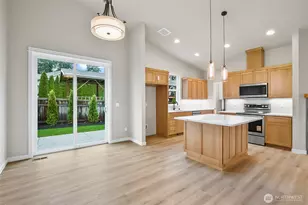 2227 124th St SE, Everett, WA 98208 - Photo 2