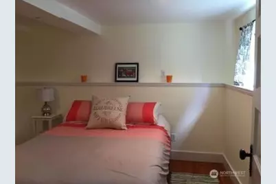 342 16th Avenue E #Lower, Seattle, WA 98112 - Photo 8