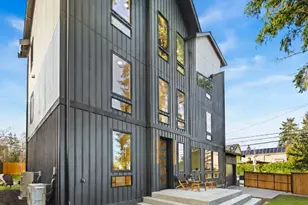 7358 33rd Ave NE, Seattle, WA 98115 - Photo 32