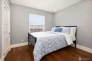 4003 Densmore Ave N, Seattle, WA 98103 - Photo 10