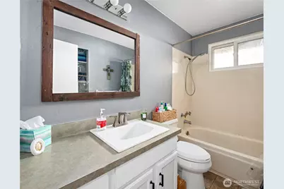 2432 Hemenway Place, Oak Harbor, WA 98277 - Photo 18