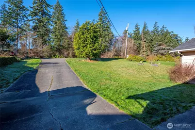 2432 Hemenway Place, Oak Harbor, WA 98277 - Photo 14