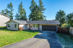 2432 Hemenway Pl, Oak Harbor, WA 98277 - Photo 1