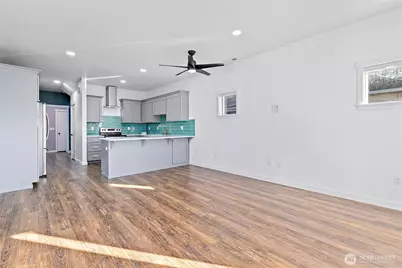 825 E 55th Street, Tacoma, WA 98404 - Photo 6