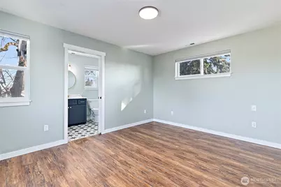 825 E 55th Street, Tacoma, WA 98404 - Photo 16