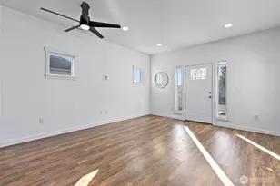 825 E 55th St, Tacoma, WA 98404 - Photo 4