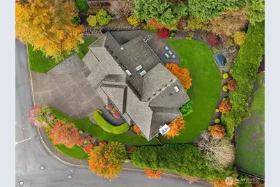 2303 Lyons Avenue NE, Renton, WA 98059 - Photo 2