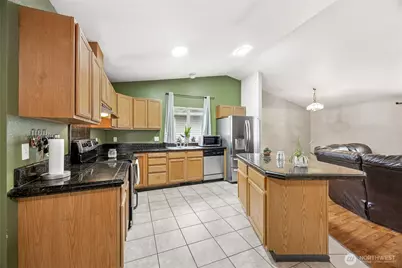 5603 James Street SE, Lacey, WA 98513 - Photo 10