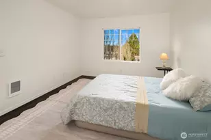 710 240th Way SE, Sammamish, WA 98074 - Photo 18