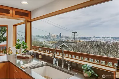 3311 SW Hinds Street, Seattle, WA 98126 - Photo 8