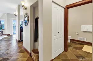 255 W Bakerview Rd, Bellingham, WA 98226 - Photo 22