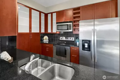 255 W Bakerview Road #B407, Bellingham, WA 98226 - Photo 12