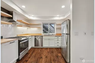 2210 Grade Road #7, Lake Stevens, WA 98258 - Photo 4