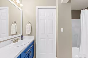 218 Broadway, Tacoma, WA 98402 - Photo 16