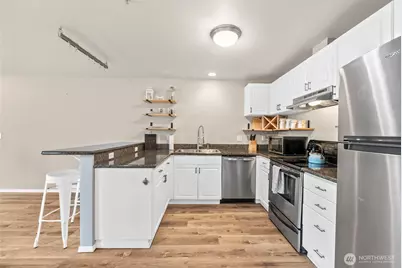 218 Broadway #5, Tacoma, WA 98402 - Photo 12