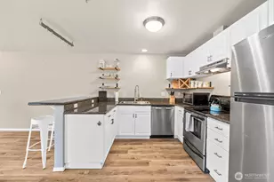 218 Broadway, Tacoma, WA 98402 - Photo 12