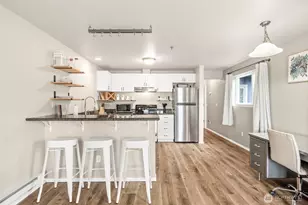 218 Broadway, Tacoma, WA 98402 - Photo 8