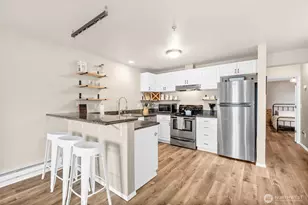 218 Broadway, Tacoma, WA 98402 - Photo 10