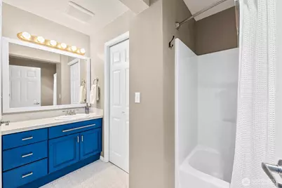 218 Broadway #5, Tacoma, WA 98402 - Photo 16