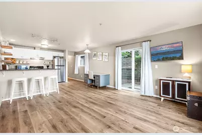 218 Broadway #5, Tacoma, WA 98402 - Photo 6