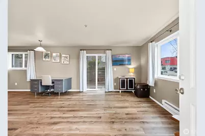 218 Broadway #5, Tacoma, WA 98402 - Photo 4