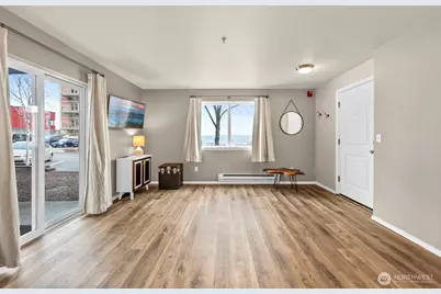 218 Broadway #5, Tacoma, WA 98402 - Photo 8