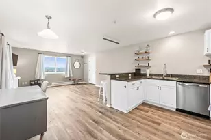 218 Broadway, Tacoma, WA 98402 - Photo 12