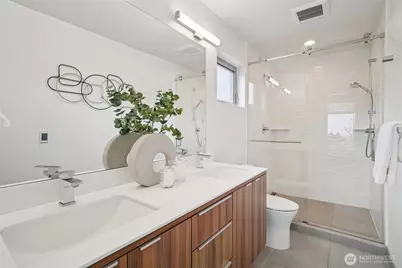 917 NW 52nd Street #C, Seattle, WA 98107 - Photo 22