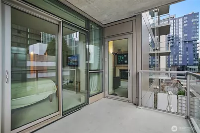 10650 NE 9th Place #721, Bellevue, WA 98004 - Photo 12