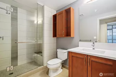 10650 NE 9th Place #721, Bellevue, WA 98004 - Photo 8