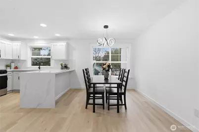 2707 NE 123rd Street, Seattle, WA 98125 - Photo 8