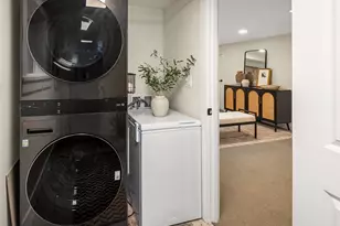 721 N 97th St, Seattle, WA 98103 - Photo 26