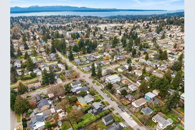 721 N 97th Street, Seattle, WA 98103 - Photo 34