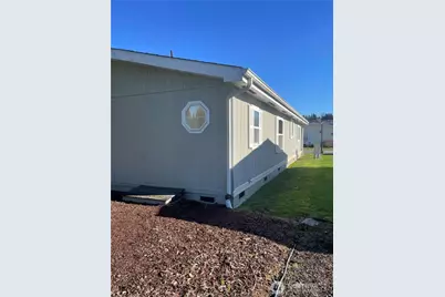 2610 E Section Street #16, Mount Vernon, WA 98274 - Photo 32