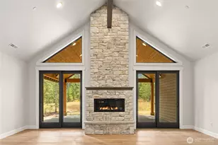 971 Domerie Park Loop, Cle Elum, WA 98922 - Photo 10