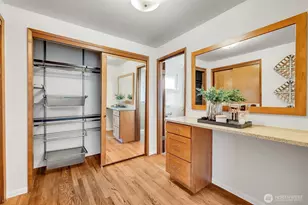 12161 SE 17th Pl, Bellevue, WA 98005 - Photo 18