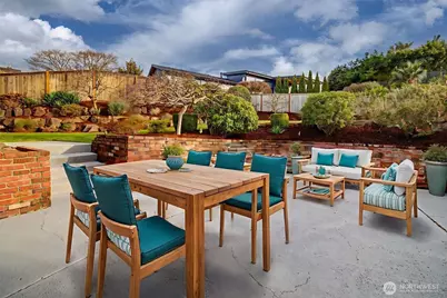 12161 SE 17th Place, Bellevue, WA 98005 - Photo 34