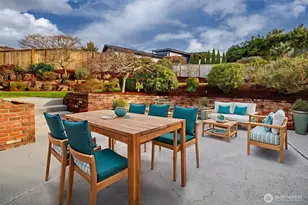 12161 SE 17th Pl, Bellevue, WA 98005 - Photo 34