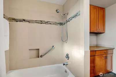 12161 SE 17th Place, Bellevue, WA 98005 - Photo 28