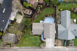 12161 SE 17th Pl, Bellevue, WA 98005 - Photo 36